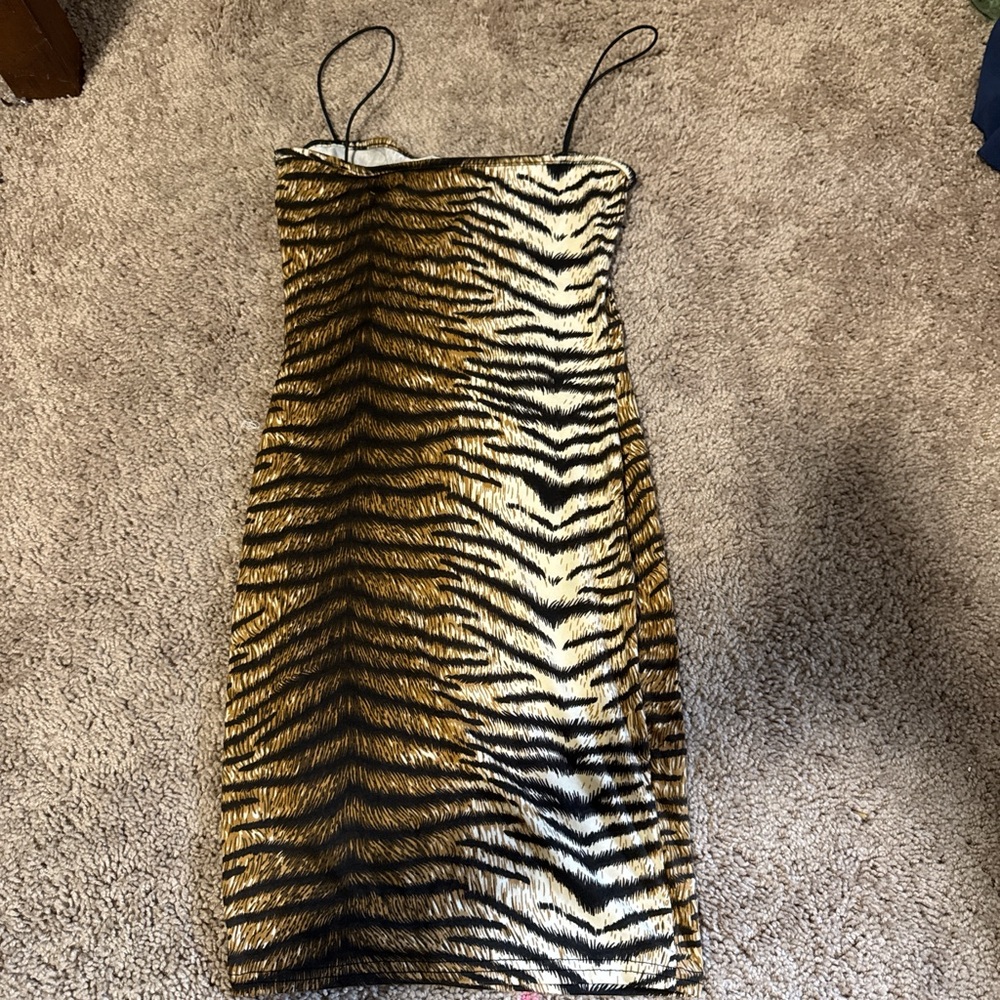 Women’s XS, bodycon tiger striped dress